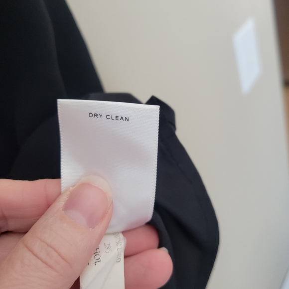 Banana Republic Asymmetrical Black Skirt Size 10 - Picture 7 of 10